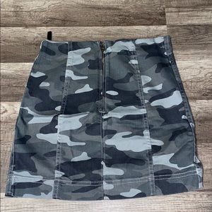 Camo skirt